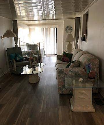 5th image of 6131 Coach House Cir