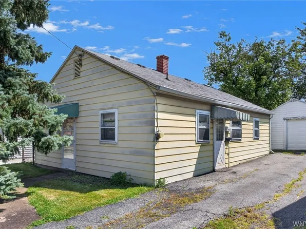 93 Hillcrest Rd, Tonawanda, NY 14150