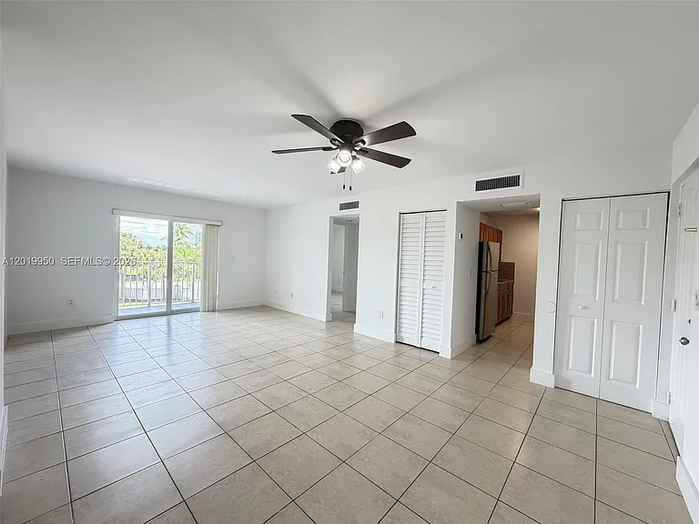 8200 SW 210th St #213 — Photo 4