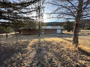 629 Mount Capitan Rd, Capitan, NM 88316