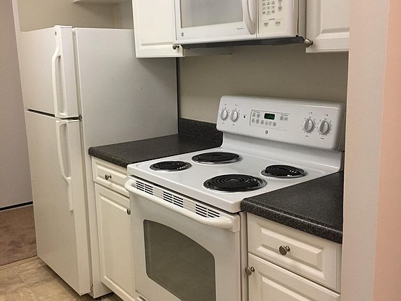 3rd image of 367 Simmonsville Ave APT 3207