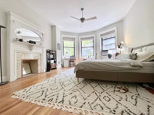 Rented by Corcoran | media 31