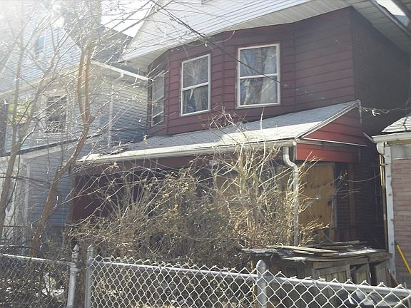 3rd image of 2687 Heath Ave