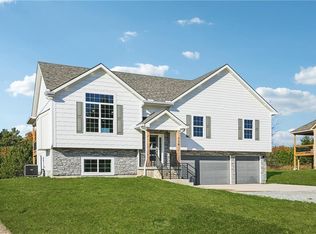 320 NE 51st Rd, Warrensburg, MO 64093