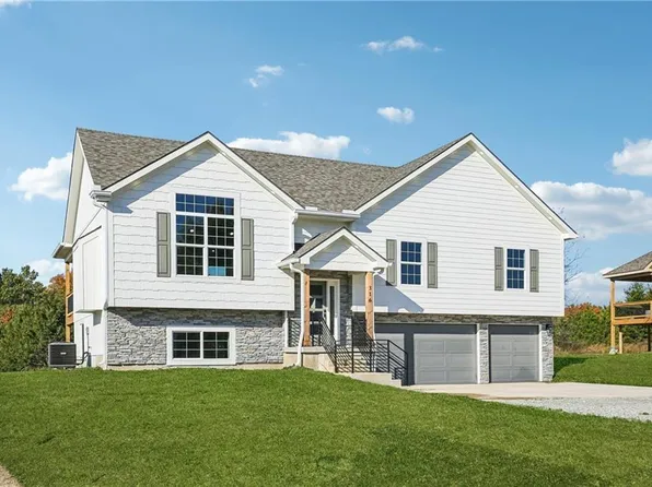 320 NE 51st Rd, Warrensburg, MO 64093