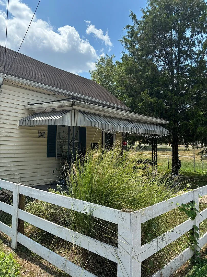 1 bedroom, 1 bathroom House — Photo 3