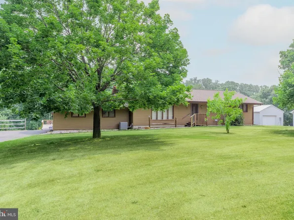 121 Plum Point Rd, Elkton, MD 21921