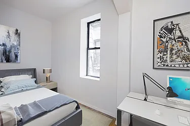 Rented by R New York