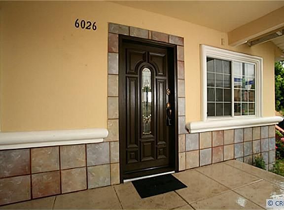 3rd image of 6026 Arbutus Ave