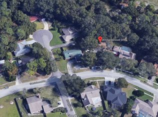 803 Sandalwood Dr, Plant City, FL 33563
