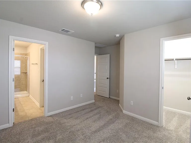 2028 Arendale Dr — Photo 45