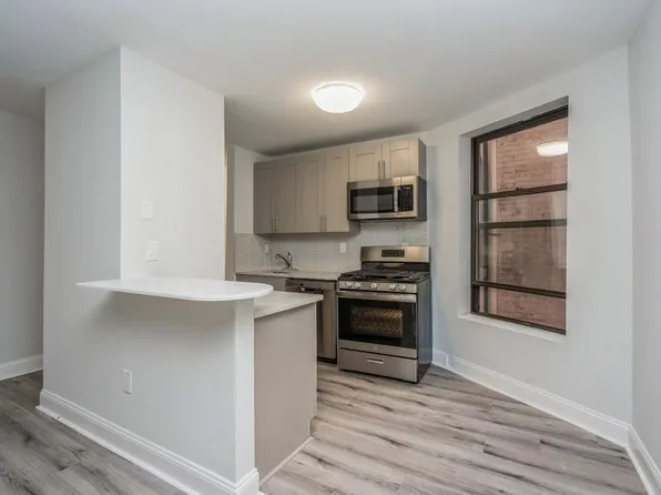 269 Varick Street image 4 of 17