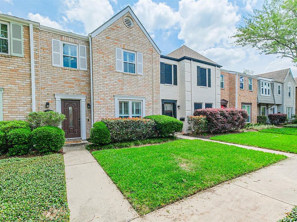 1st image of 1149 Country Place Dr