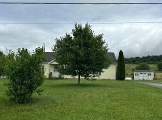 1882 Layton St, Lyons, NY 14489