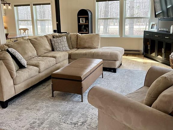 2nd image of 34963 S Tomlinson Ln