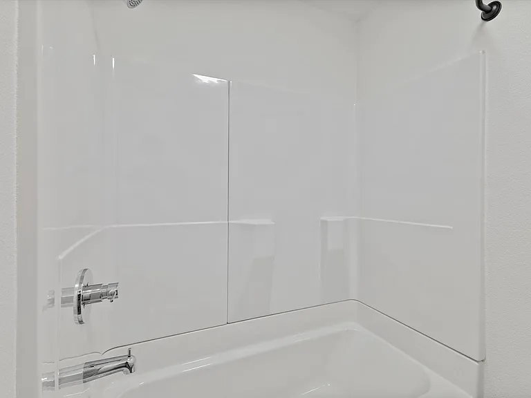 Newly Remodeled Kennedy Park Apartments! $$ ONE MONTH FREE — Photo 38