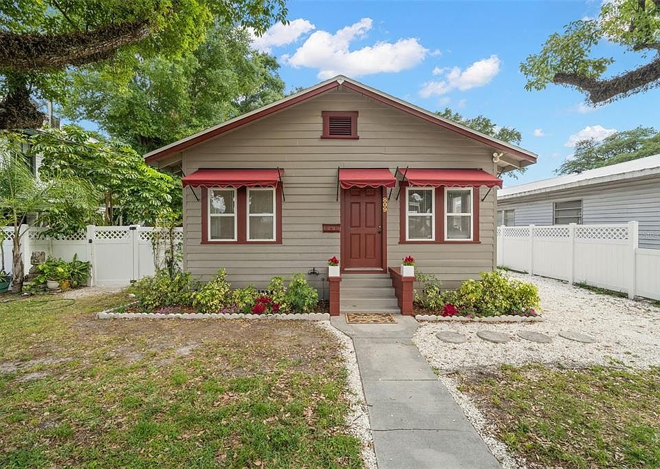 1st image of 809 E KNOLLWOOD STREET