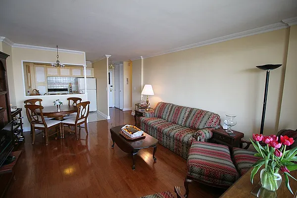 Sold by Hudson View Realty LLC | media 2