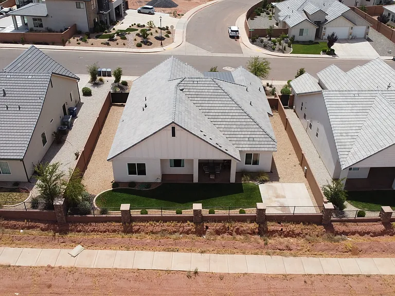 4861 S Resolution Dr — Photo 30