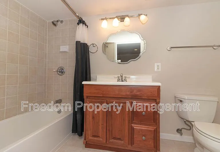 6758 Sutton Oaks Way — Photo 20
