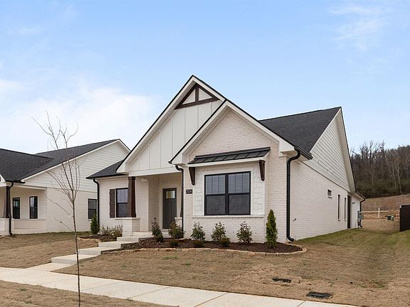 3rd image of 2104 Kanteen St