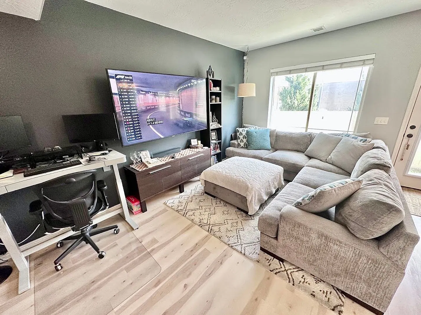 Gated Community + Pool + Fenced Yard! 3-Bedroom Riverton Townhome — Photo 4
