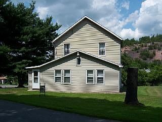 2nd image of 142 Club Rd