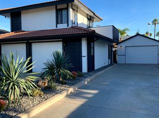 220 Ogle St, Costa Mesa, CA 92627