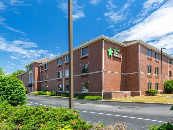 Boston - Woburn, 831 Main St, Woburn, MA 01801