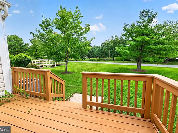 4th image of 6005 Bridgepointe Dr