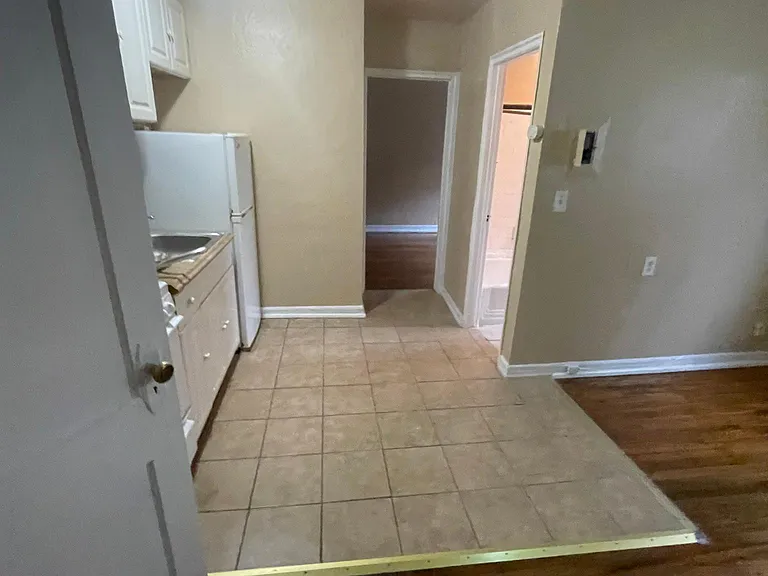 305 Parrott Ave #1C — Photo 8