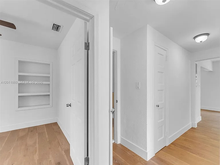 520 NW 32nd Pl #520 — Photo 32