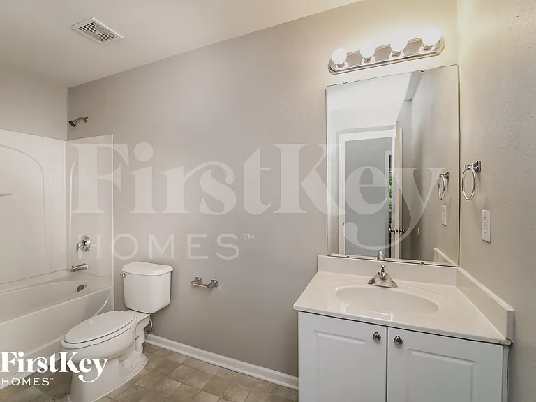 2553 Mulberry Pond Dr — Photo 17