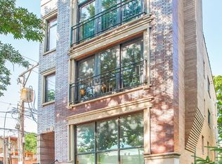 814 N Winchester Ave #2, Chicago, IL 60622