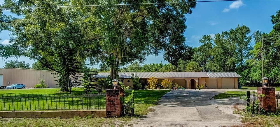 1st image of 2177 Ewing Dr