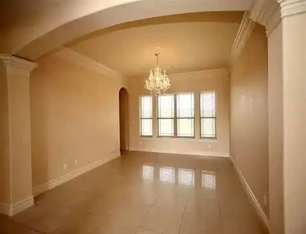 5 bed, 3.5 bath, 2905 sqft, $2,995 — Photo 4