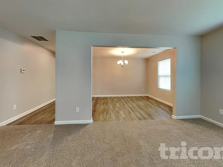 805 Ali St — Photo 2
