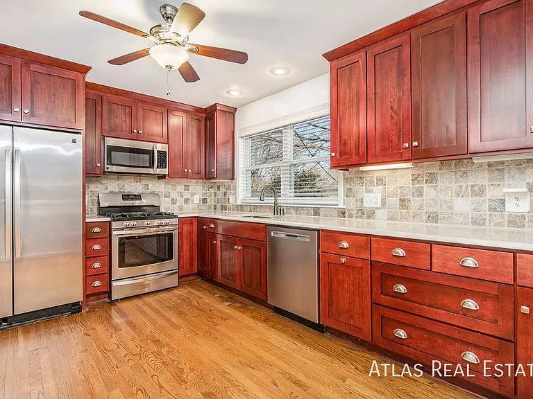 4412 W 77th Pl — Photo 5