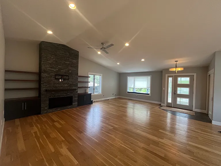 792 Ithaca Dr — Photo 11