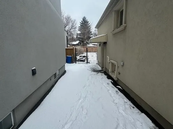 207 Church St, Toronto, ON