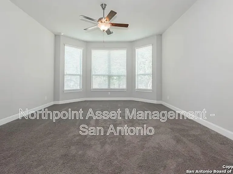 13706 Meadowick Dr — Photo 7