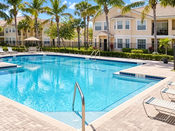 2304 Belmont Ln, Pompano Beach, FL