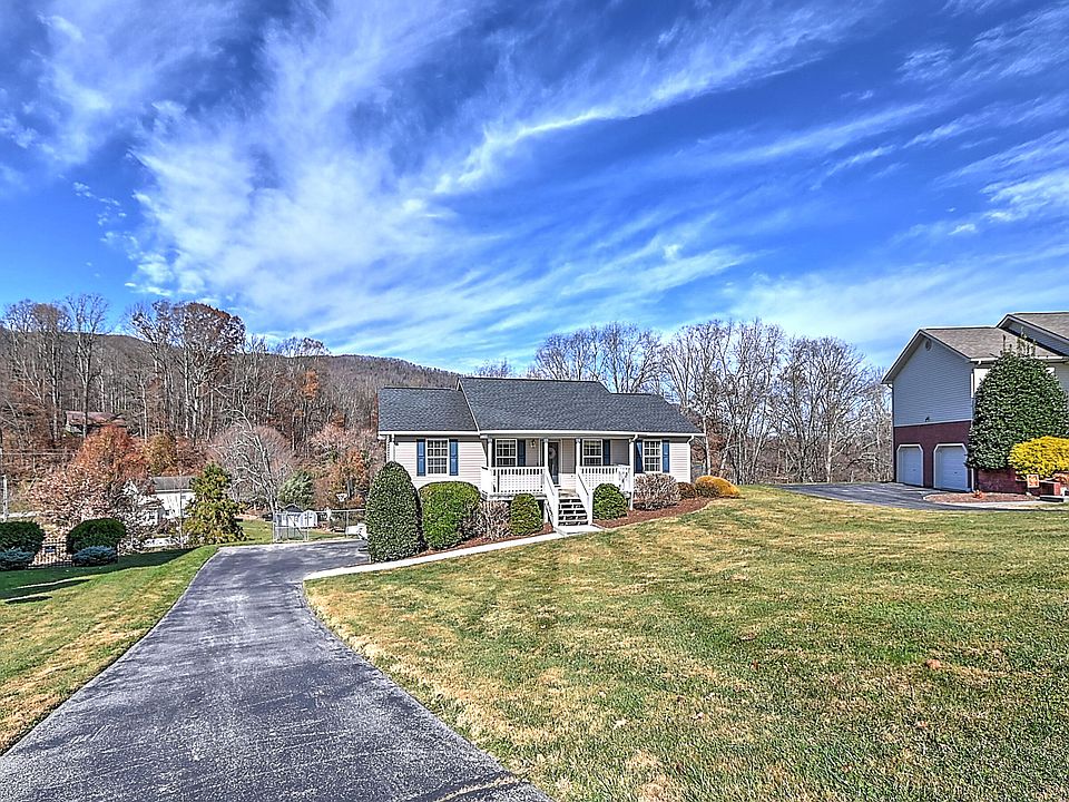 1st image of 1011 Meadow Brook Dr