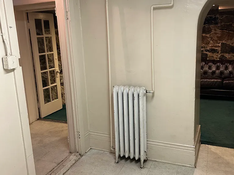 415 S University Ave #8 — Photo 17