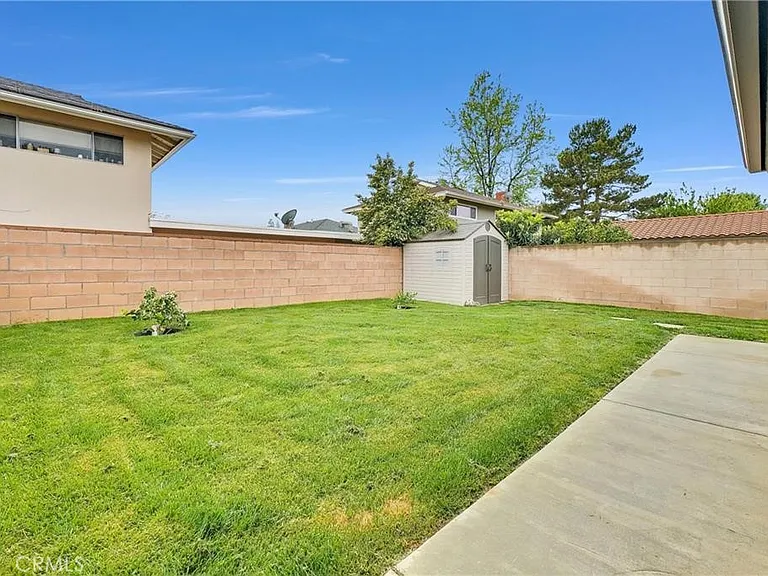 2644 Sycamore Dr — Photo 30