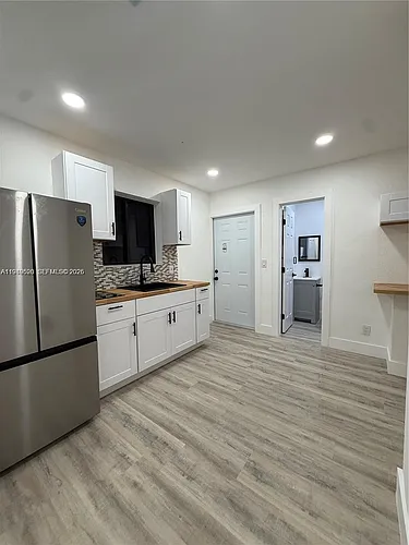 5413 SW 23rd St #3 Photo 1