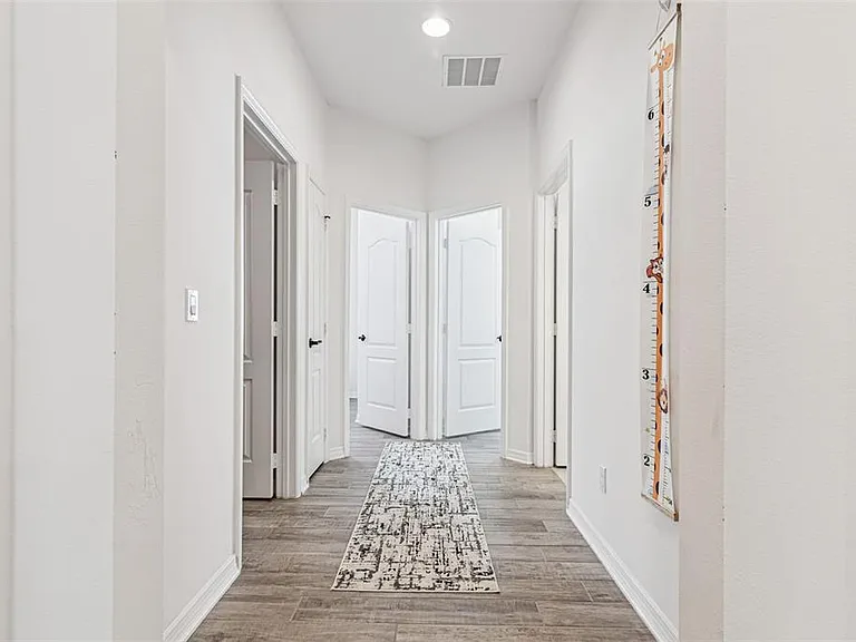 2615 Pinyonpine Ln — Photo 27