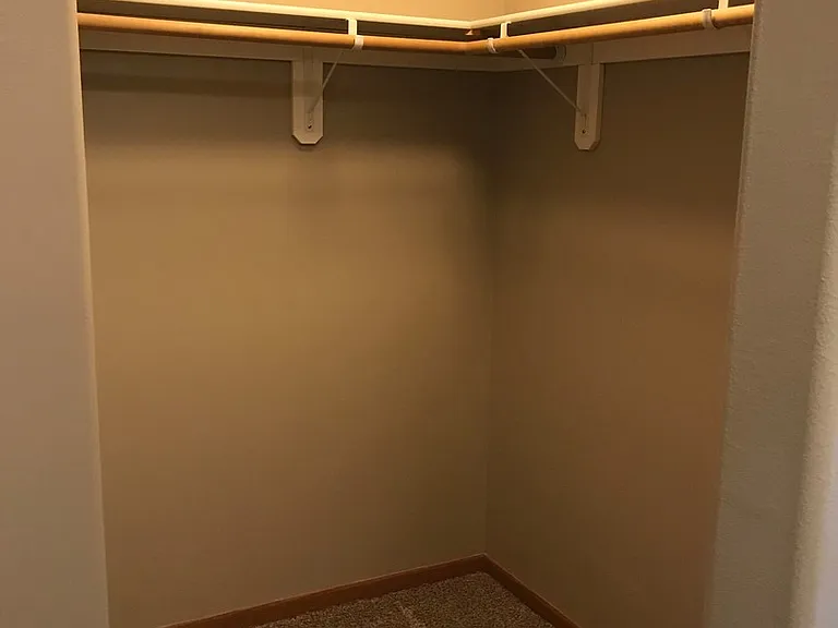 Apartments on Main - Live the Downtown Lifestyle — Photo 25
