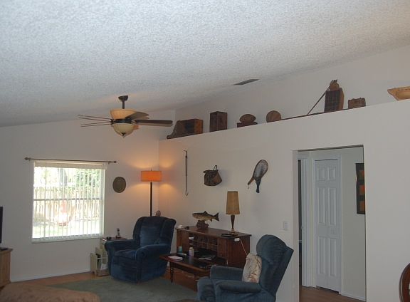 5th image of 450 Secluded Oaks Trl