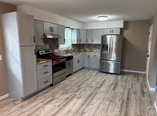 19 Bay Rd #A, Belchertown, MA 01007